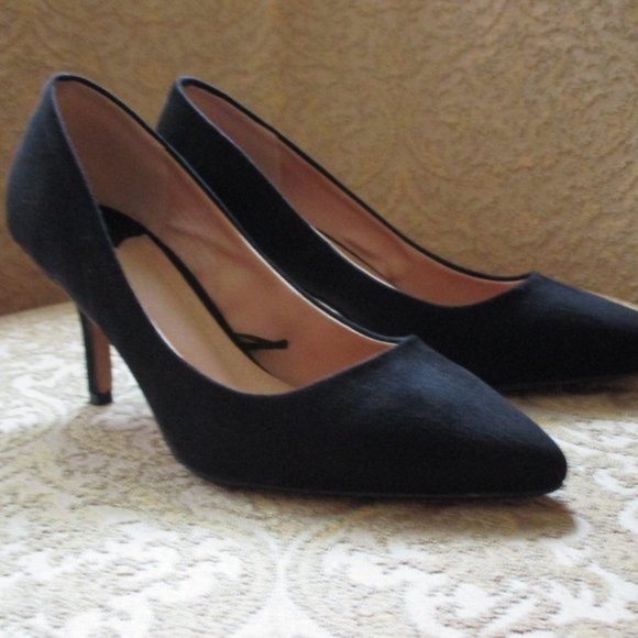 h+m - black suede pumps - 36 - Picture 2 of 3